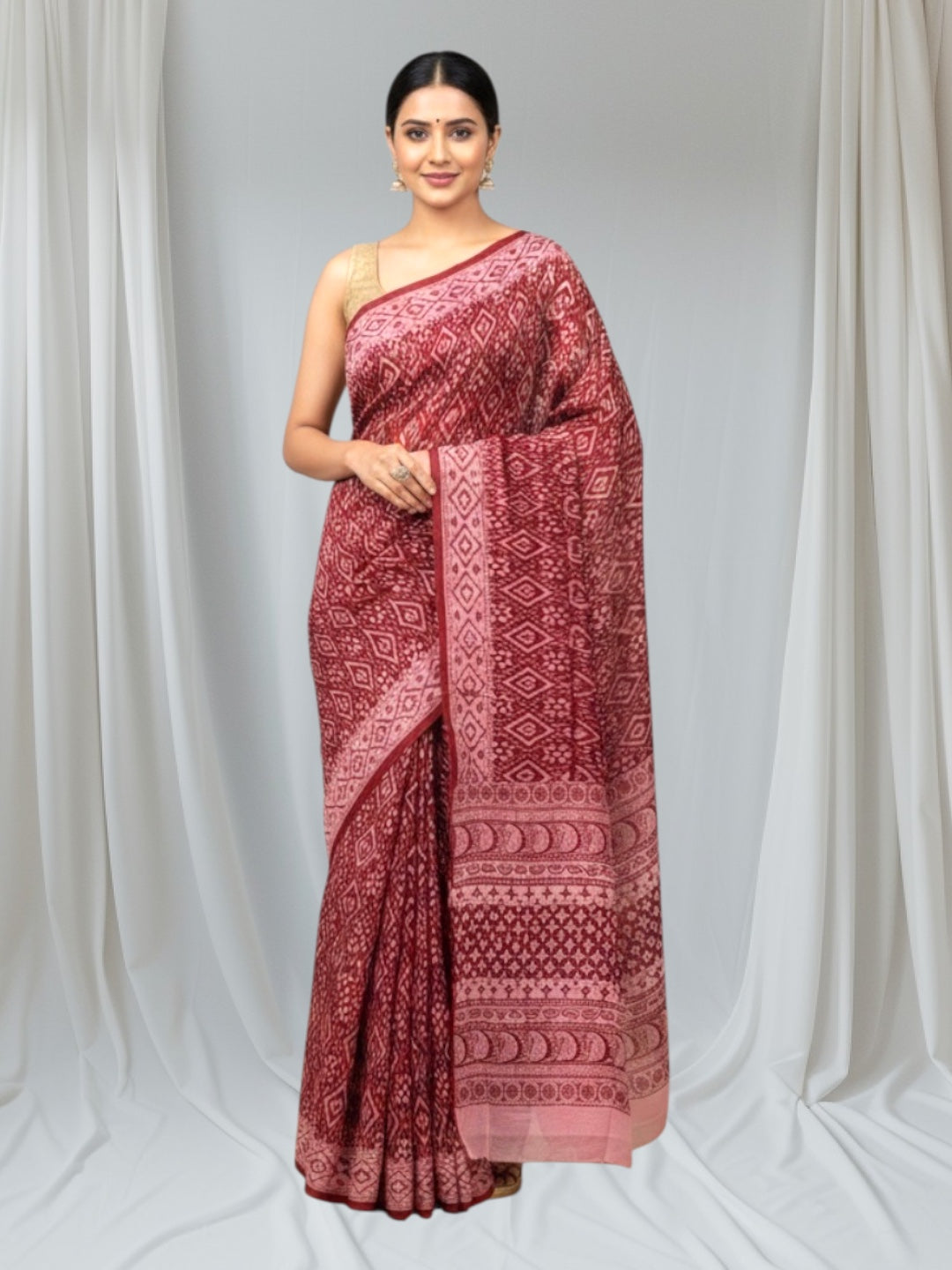 Stylish Marron saree in pure cotton fabric